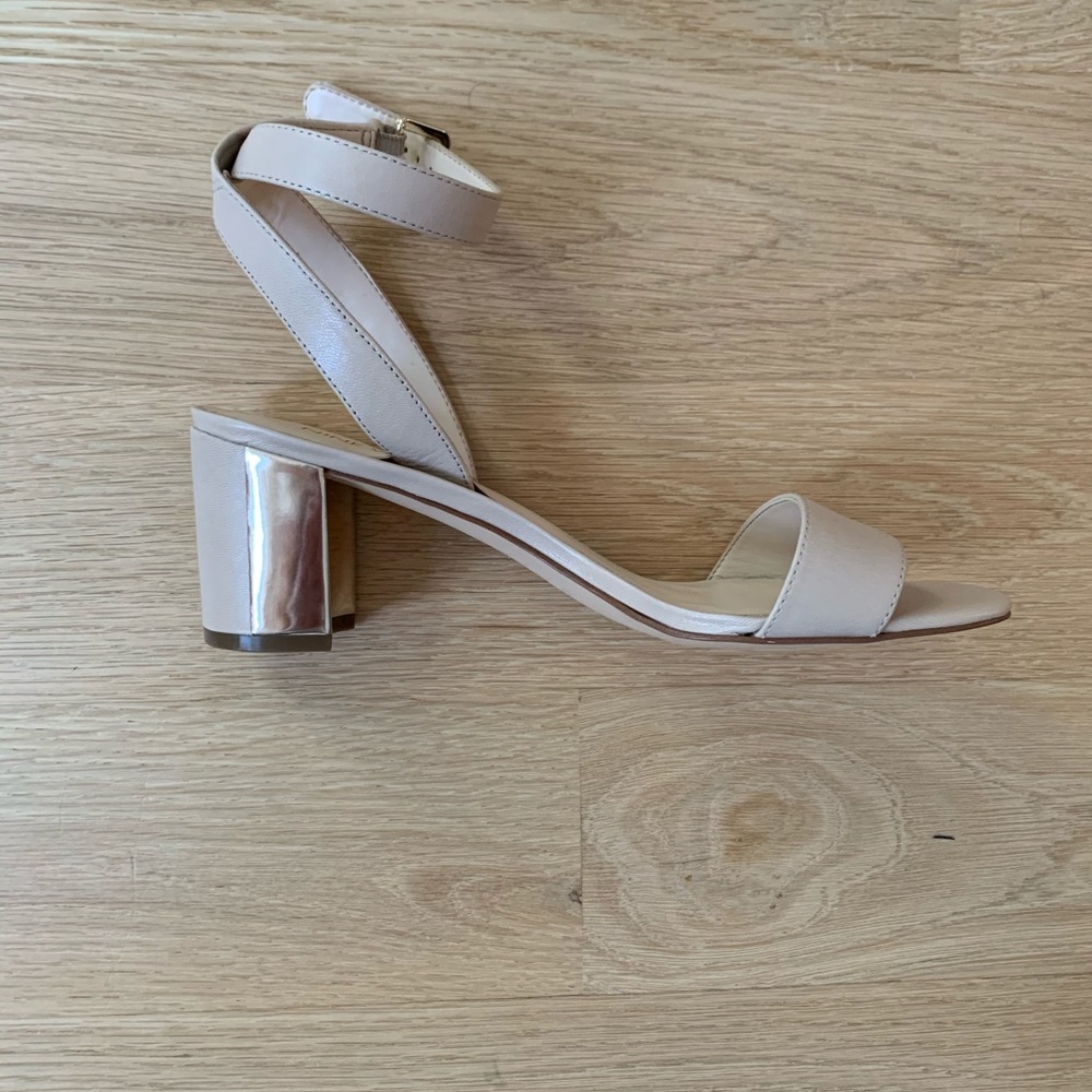 Nine West nude/gold block heel sandal